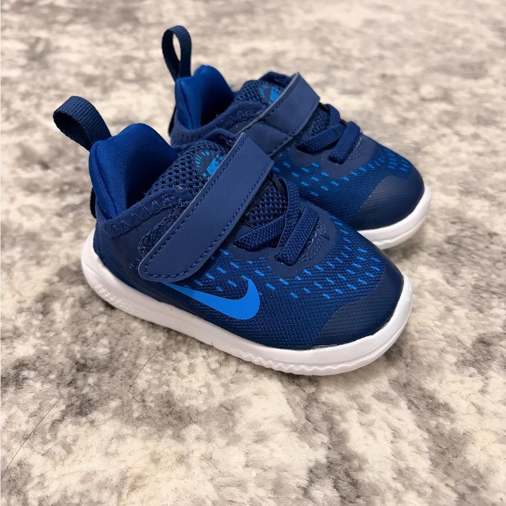 Nike comfortable toddler